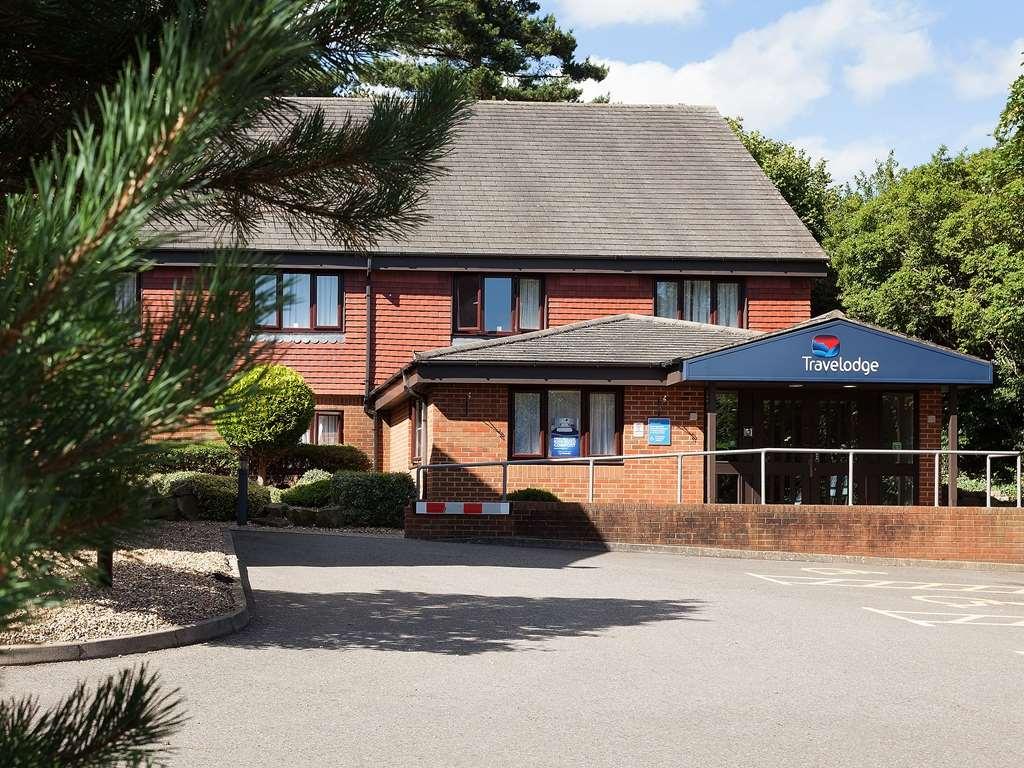 Travelodge Bracknell Kültér fotó